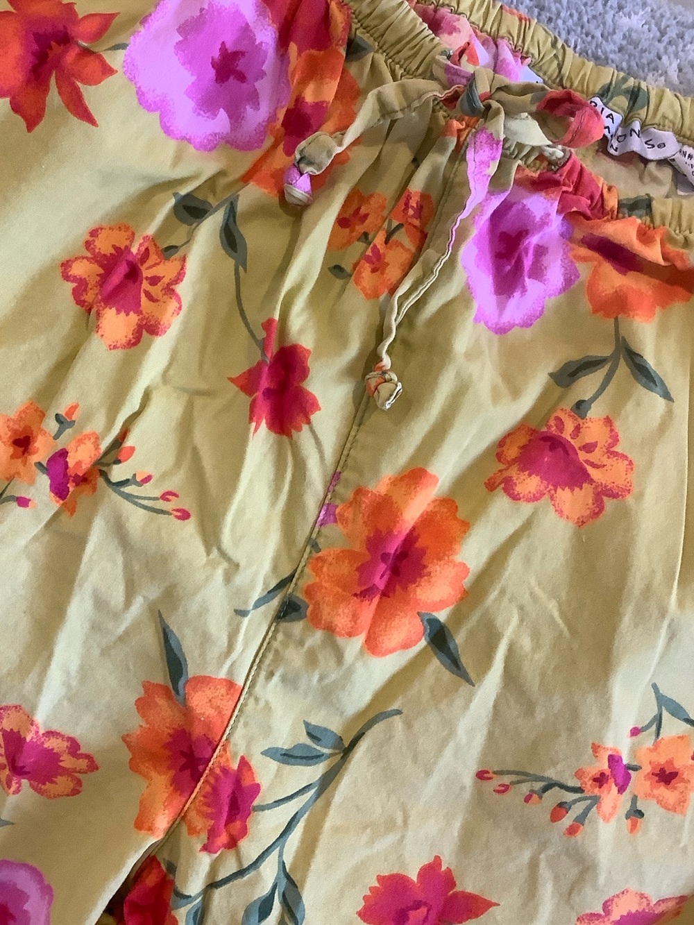 Bright Citrine with Pink & Yellow Floral Drawstring Capri Pants RS Plus Size 1X - Picture 8 of 16